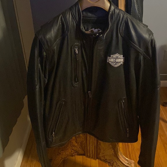 Lorraine Schwartz 2B Happy bracelet